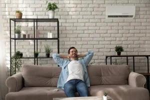Ar-condicionado quente pesa mais na conta de energia? Descubra aqui!